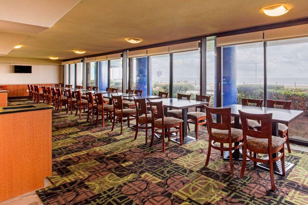 Coastal Hotel & Suites Virginia Beach - Oceanfront Restaurant photo